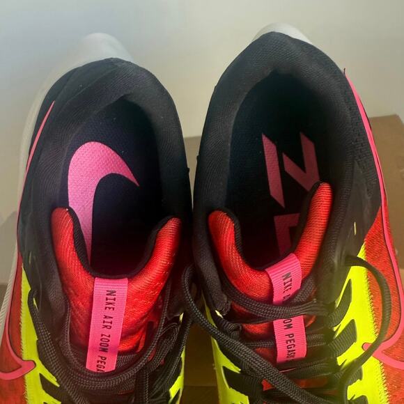 Nike Air Zoom Pegasus 38 LE ‘Chile Red’ Women Running Sneakers - SZ 9 - Picture 6 of 12